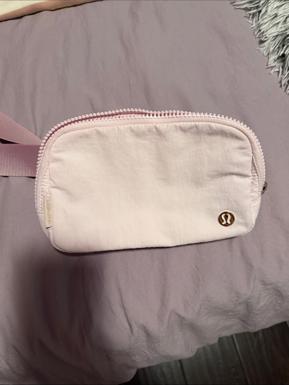 lululemon 1L everyday belt bag -Pink bliss